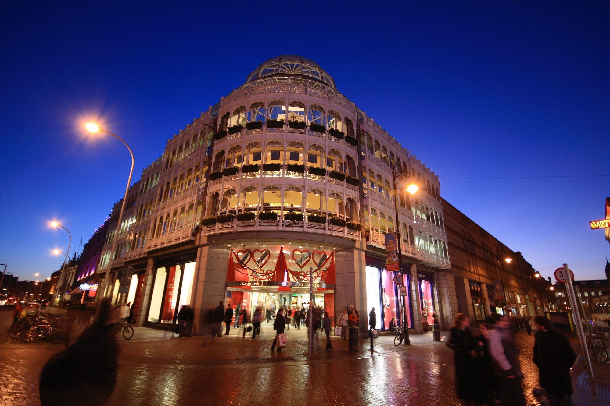 Grand Canal Quay Apt Sleeps 10 Daire Dublin Dış mekan fotoğraf